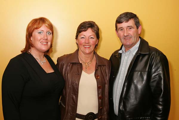 Maria Murphy (Comerford) pictured with Margaret and Oliver Lavelle, Tuam, pictured at "Remembering Kieran" (a tribute to Kieran Murphy Ballinrobe), in the tf Royal Theatre Castlebar. Photo:  Michael Donnelly