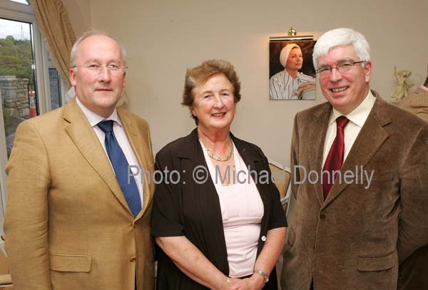 Pictured at the informal dinner of Muintir Maigheo Galway and Dublin in Pontoon Bridge Hotel, Pontoon, from left: Padraic Jordan, Vice-president Muintir Mhaigheo, Dublin; Ann Geary and Michael Connon, President Muintir Mhaigheo Dublin. Photo:  Michael Donnelly