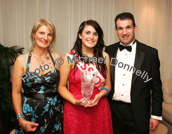 Laura O'Sullivan, Celbridge Co Kildare winner of the Hostess of the Year  at the final of "The National Youth Awards 2007" hosted by the No Name! Club in the TF Royal Theatre Castlebar, pictured with her parents Sadie and Mick O'Sullivan. Photo:  Michael Donnelly