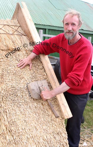 Dennis Wright, Hollymount, dressing water reeds  (Thatching) at Claremorris Agricultural Show, . Photo:  Michael Donnelly