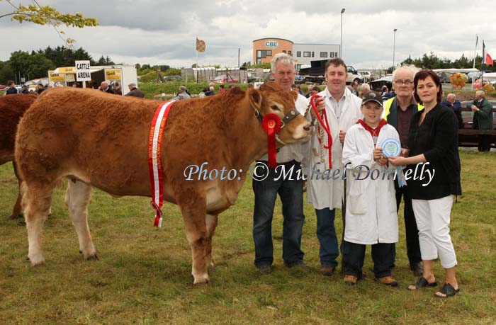 The All Ireland Pedigree Suckler Type Heifer Championship Sponsored by The Western Hotel, Claremorris at Claremorris Agricultural Show was won by William Smith, Oldcastle, Co. Meath (1st prize money 700 and Sash) presented to John Smith by Anne Hanley, Western Hotel, included in photo are Joe Hallinan, Quin Co Clare (Judge) and Paddy Veldon, (vice-chairman). Photo: Michael Donnelly.
