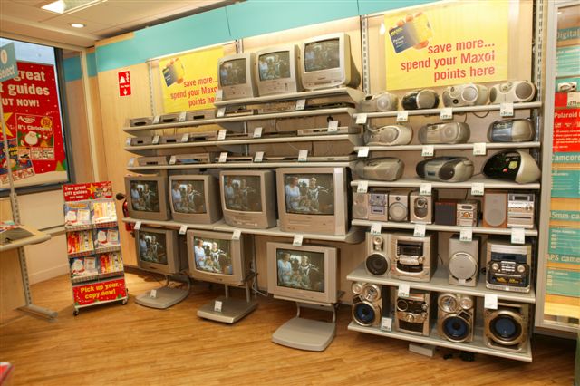 Store Display on opening day at Argos Castlebar 2nd Dec 2004. Photo Michael Donnelly.