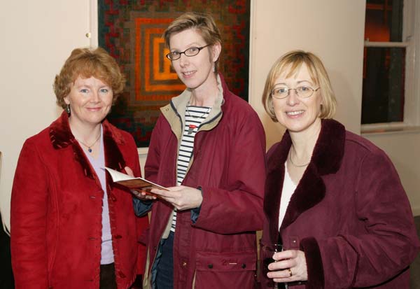 Pictured at The Linenhall Arts Centre, Castlebar at the launch of time to write a collection of writings by the Linenhall Writers, from left: Lorraine Gannon, Breaffy, (contributor) Anne Smith, and Regina McGarrigle Castlebar contributor). Photo: Michael Donnelly