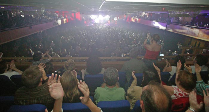 Audience applaud at "Beautiful South" in the TF Royal Theatre, Castlebar. Photo:  Michael Donnelly