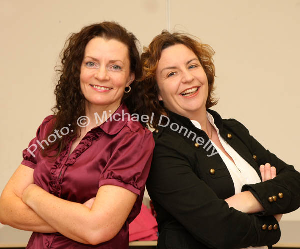 Angela Prenty as Casper & Antoinette Starken as Hector in Castlebar Pantomimes Puss which goes on stage in Castlebar Royal Theatre 15th 18th Jan 2009.Photo:  Michael Donnelly