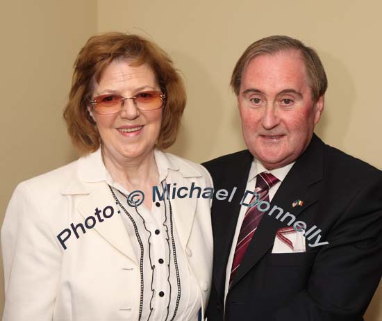 Ann Gilmore Ballindine and Jackie Coogan Tubbercurry pictured at "Big Tom" in the McWilliam Park Hotel, Claremorris at the "Hometown Tribute to Michael Commins  celebrating 30 years of service to the Irish showbiz scene as journalist, broadcaster and songwriter. Photo:  Michael Donnelly