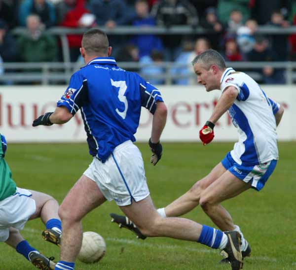Liam Brady's shot at goal is blocked in the AIB All-Ireland Club Football Championship semi-final at Pearse Stadium Salthill. Photo Michael Donnelly
