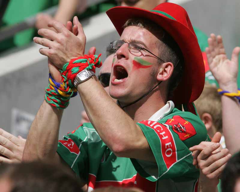 A Mayo Supporter in full voice in the Final of the Bank of Ireland Senior football Championship 2006 in Croke Park, Photo:  Michael Donnelly.