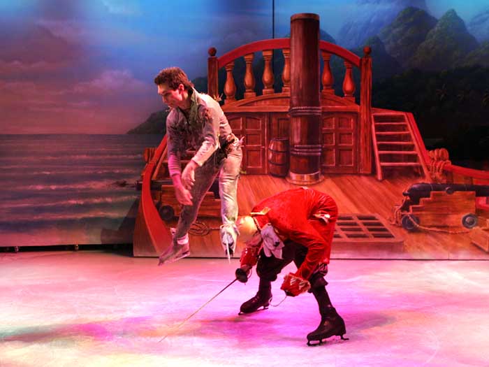 Andrey Chuvilyaev as Captain Hook and Dmitry Naumkin as Peter Pan in action in "Peter Pan on Ice with the Russian Ice Stars" in the Royal Theatre, Castlebar. Photo:  Michael Donnelly
