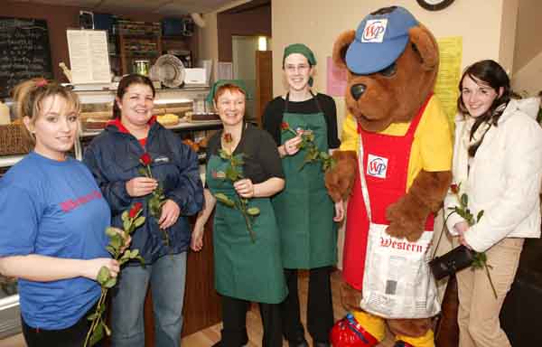 Newsybear called to the Stuffed Sandwich Company where he met from left: Rachel McAndrew, Sadie Cafferkey, Maria Tyrer, Lorna Tuohy and Nicole Clancy. Photo Michael Donnelly.