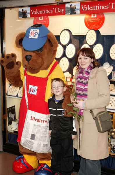 Newsybear met Noel Kearney and his Auntie Ann Marie Wills Ballycastle as he handed out Roses and Chocolates in Castlebar Shopping Centre. Photo Michael Donnelly.